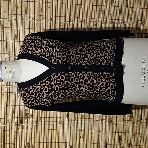 Obey Sweaters - Obey Brown n Black Animal Print Sweater Women's Size Small